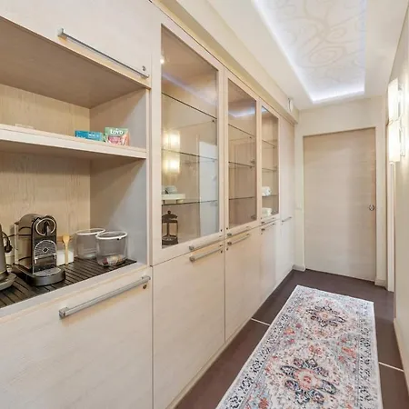 Boutique Flat - Shower - Sound System * Tallin